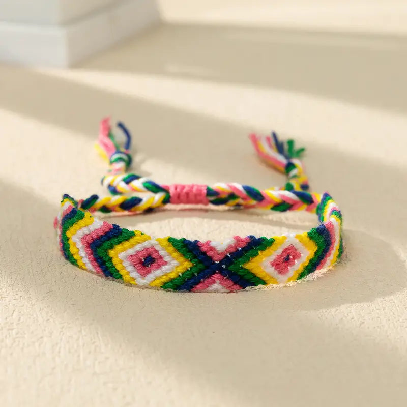 Pulseiras de Amizade: Coloridas para Crianças Felizes