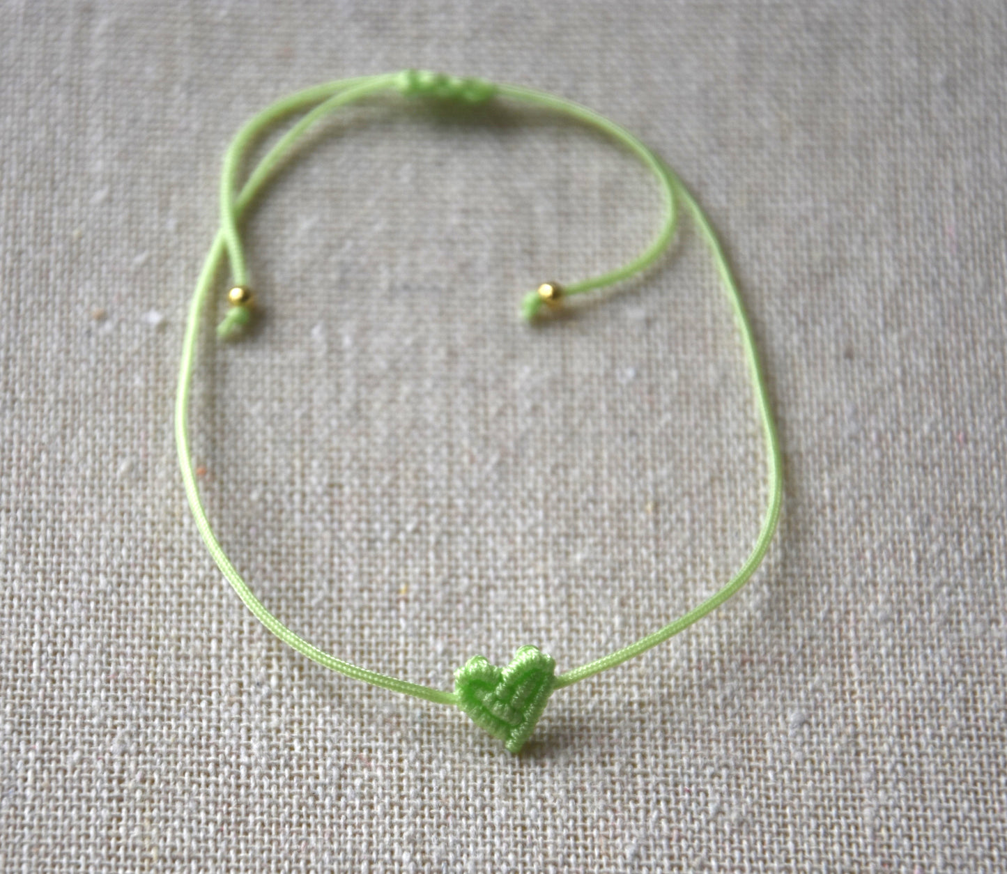 Pulseiras artesanais, feitas com amor 💖