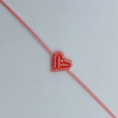 Pulseiras artesanais, feitas com amor 💖